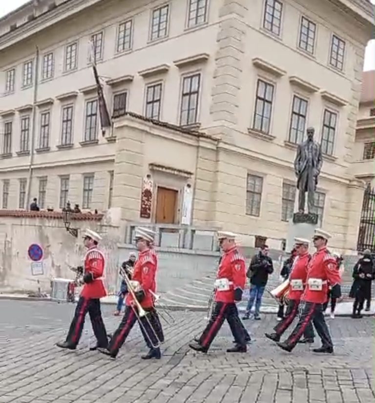 WhatsApp Image 2025-11-24 at 08.41.52