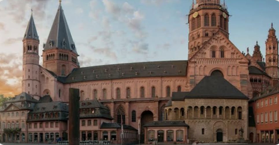 WhatsApp Image 2025-12-08 at 13.30.07 (2)